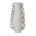 Moderná porcelánová váza Chain v sivej farbe s bočným dekorom reťazí 43 cm
