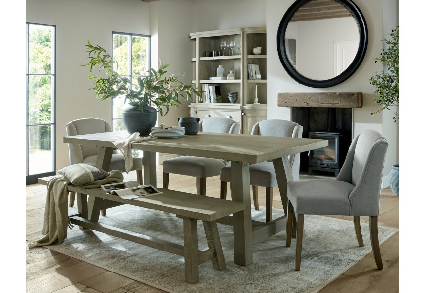 Luxusná vintage jedálenská zostava Alder z masívneho dreva v svetlom sivom prevedení