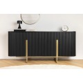 Art deco obdĺžniková komoda Gatsby z čierneho mangového dreva s lamelami s dvomi dvierkami so zlatými úchytkami 160 cm