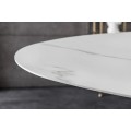 Luxusný industriálny keramický oválny jedálenský stôl Imperial z bieleho mramoru so sivým žilkovaním s čiernymi nožičkami 280 cm