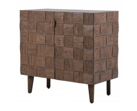 Retro luxusný príborník Lokan dvojdverový z masívneho dubového dreva v hnedej farbe s 3D reliéfnym šachovnicovým vzorom a kovovými úchytkami