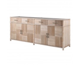 Luxusný koloniálny štvordverový príborník Kamila z masívneho dubového dreva so štyrmi zásuvkami a vrúbkovaným povrchom 210 cm