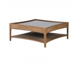 Dizajnový vidiecky štvorcový konferenčný stolík Vento z masívneho hnedého dreva bayur s ozdobným vyrezávaním na bokoch s odkladacou policou a s ratanovým výpletom so sklenenou temperovanou  doskou