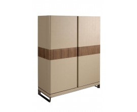 Luxusní moderná obdĺžniková kožená barová skrinka Vita Naturale z masívneho dreva a bohatým vnútorným úložným priestorom 150 cm