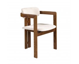 Luxusná moderná masívna jedálenská stolička Vita Naturale s dizajnovou konštrukciou a poloblúkovou opierkou v naturálnej orechovej hnedej farbe s čalúneným sedadlom a opierkou s textilným poťahom v bielosivom off-white odtieni