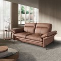 Luxusná kožená dvojsedačka Vita Naturale s hnedým poťahom s lineárnym prešívaním a tmavými chrómovými nohami 195 cm