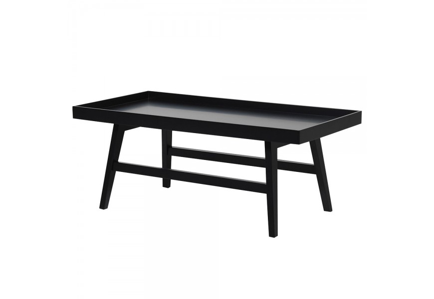 Moderný čierny drevený konferenčný stolík Nero obdĺžnikového tvaru s vyvýšenými okrajmi dosky a šikmými nožičkami so spojovacími tyčami