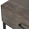 Industriálny nočný stolík Baron s povrchom zo shagreen hnedej kože a čiernou kovovou konštrukciou 56 cm