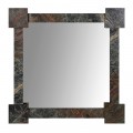 Luxusné industriálne závesné zrkadlo Garen so štvorcovým mramorovým rámom v čiernej farbe s hnedou a sivou štruktúrou s efektom korózie so štvorcovými prvkami na rohoch