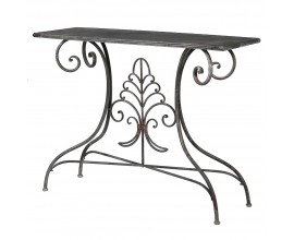 Klasick&yacute; konzolov&yacute; stol&iacute;k Turia v obdĺžnikovom tvare v čiernej farbe z kovu so zdoben&iacute;m s flor&aacute;lnym mot&iacute;vom