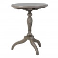 Luxusný vintage sivý príručný stolík Dufrain s okrúhlou vrchnou doskou s vyrezávanou nohou s podstavou s tromi ramenami z masívneho dreva so starožitnou povrchovou úpravou