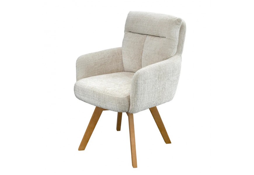 Moderné škandinávske jedálenské kreslo Dover s čalúnením a poťahom zo ženilkovej textílie v krémovej béžovej farbe s otočným sedadlom a opierkami na ruky s prešívaným opierkovým vankúšom a masívnymi nohami z bukového dreva v naturálnej svetlej hnedej farbe