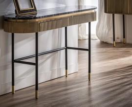 Kolekcia luxusného zlatého glamour nábytku Chamoix
