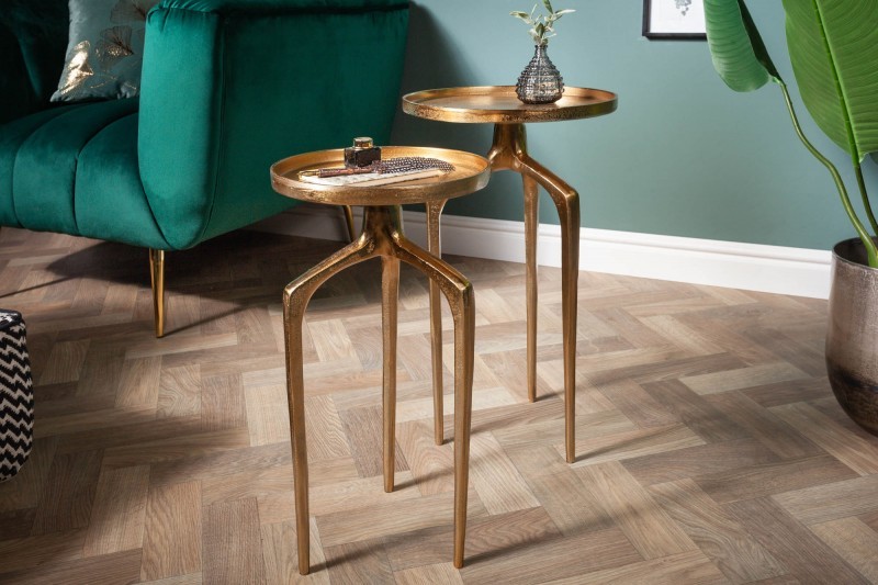 Estila Moderný set dvoch okrúhlych príručných stolíkov Notion z kovu v zlatej farbe 59cm