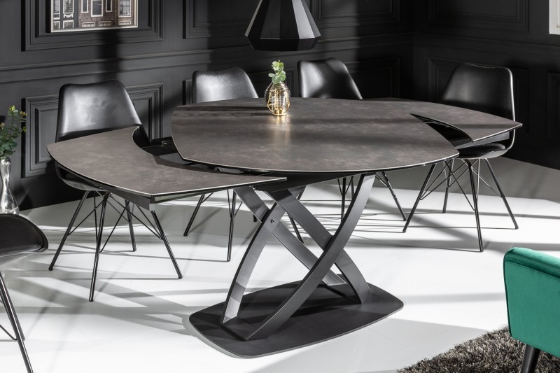 Estila Moderný jedálenský stôl Lutz v antracitovej sivej farbe s keramickou doskou a kovovou konštrukciou s možnosťou rozloženia 190cm