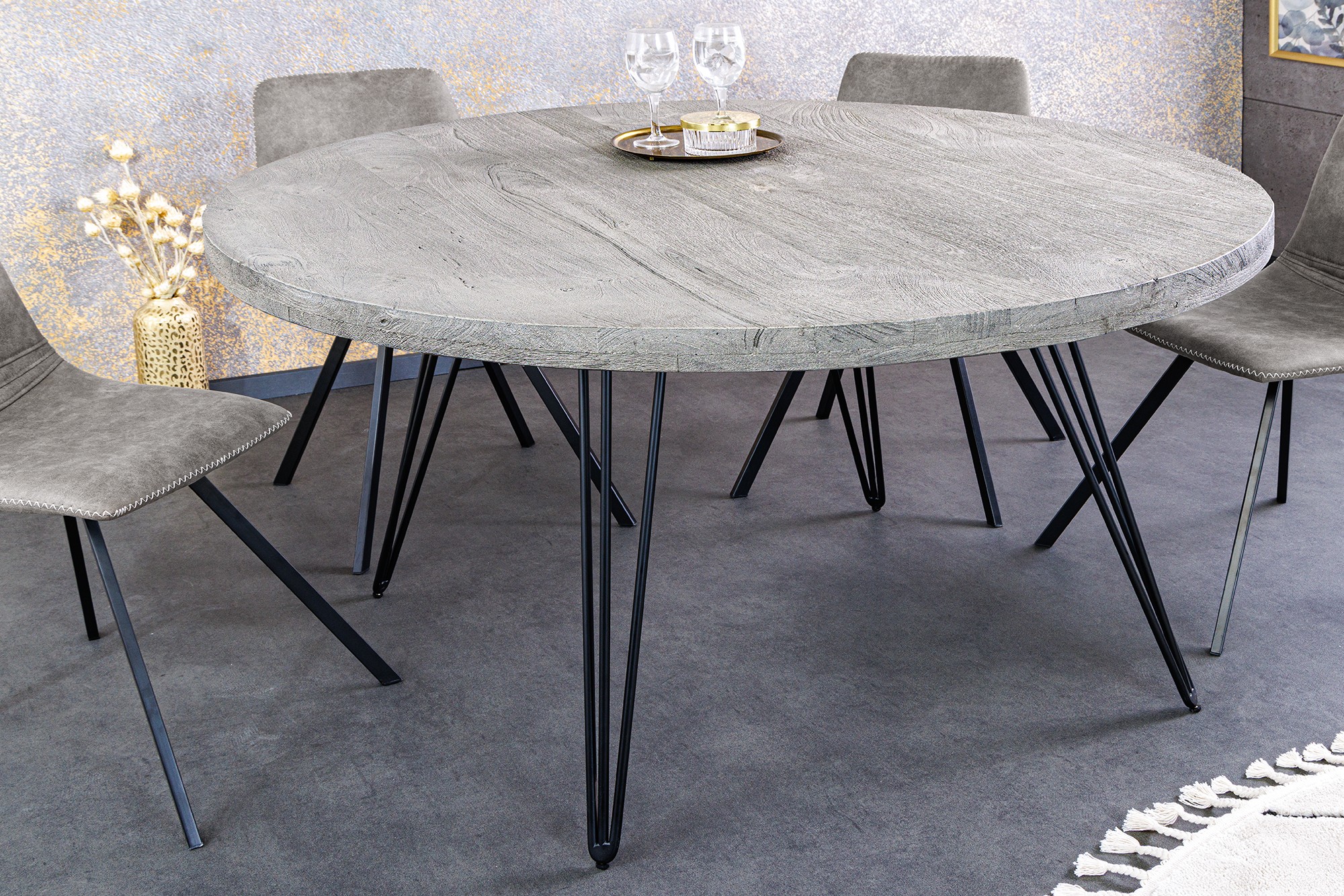 Estila Industriálny okrúhly jedálenský stôl Moonlight s vrchnou doskou z mangového masívu v svetlom sivom spracovaní 120 cm